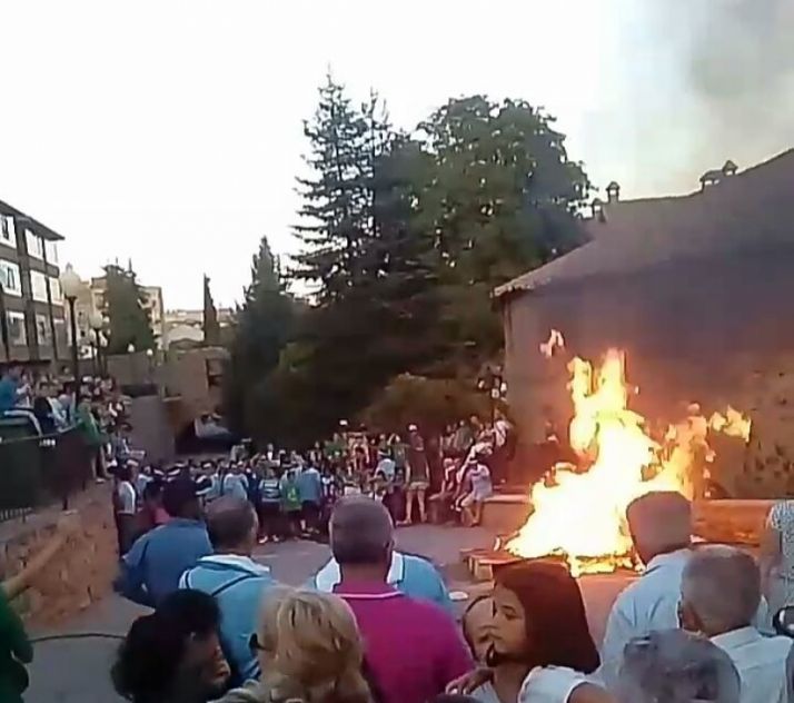 Quema del Gallo Roque.