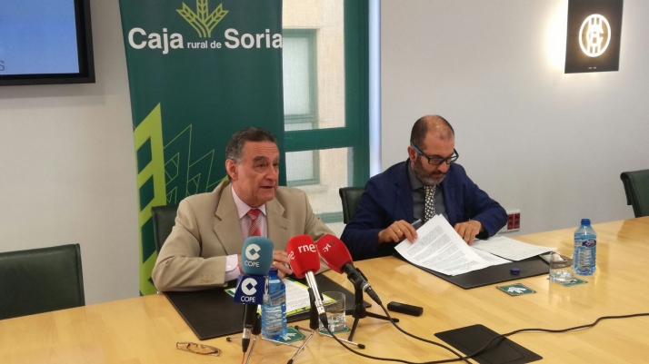 La Caja amplia, con fondos propios, las líneas de crédito para paliar la sequía que no obtengan el aval de SAECA