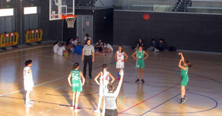 El Infantil Femenino en su partido este fin de semana./FDR