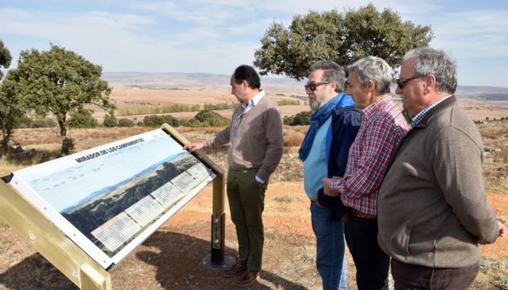 Uno de los carteles explicativos del yacimiento arqueológico./Jta.