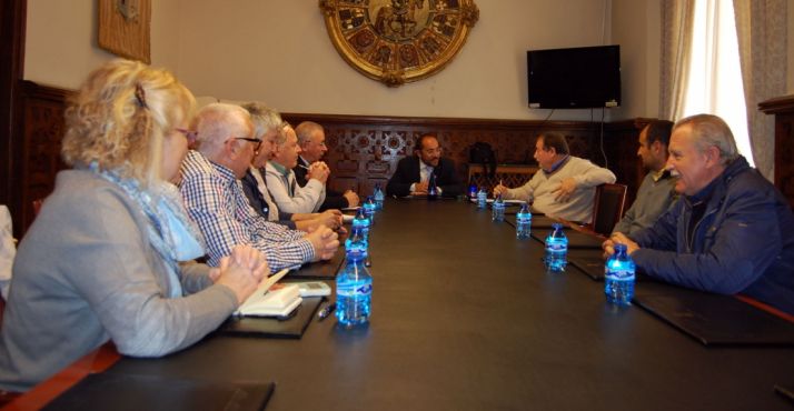 Reunión de alcaldes con montes resinables en el Palacio Provincial.