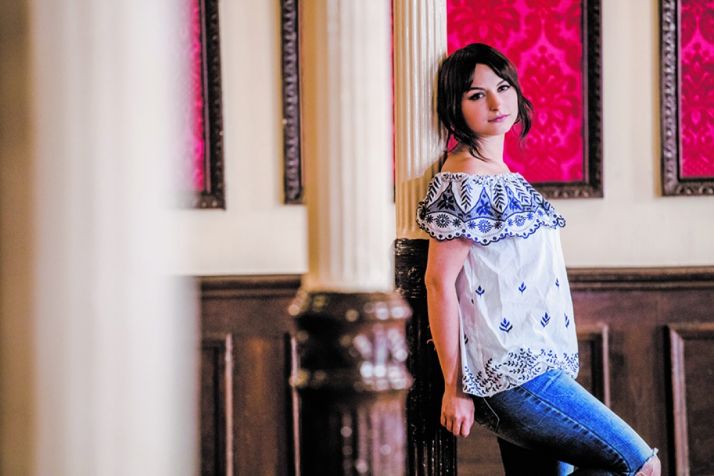 La cantante Mara Row, en el Casino de Soria.