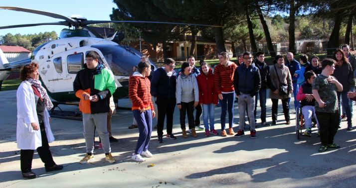 La aeronave en las inmediaciones del centro. /SdG