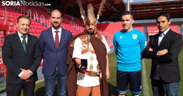 Munilla, Hernández, García (con la moneda), Álvarez y Del Pino. /SN