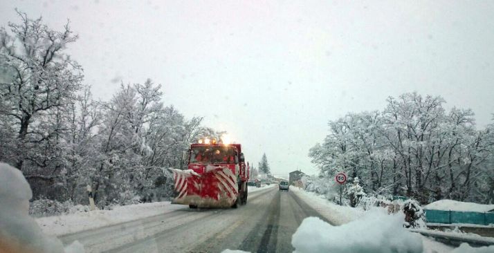 Quitanieves en las carreteras sorianas. /SN