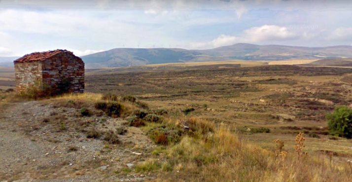 Pastizales en Taniñe al fondo. /GM