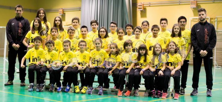 Foto de familia de los jugadores. /CVB