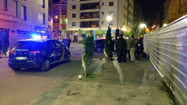 Una pelea en la Herradores deja un ingresado por un botellazo