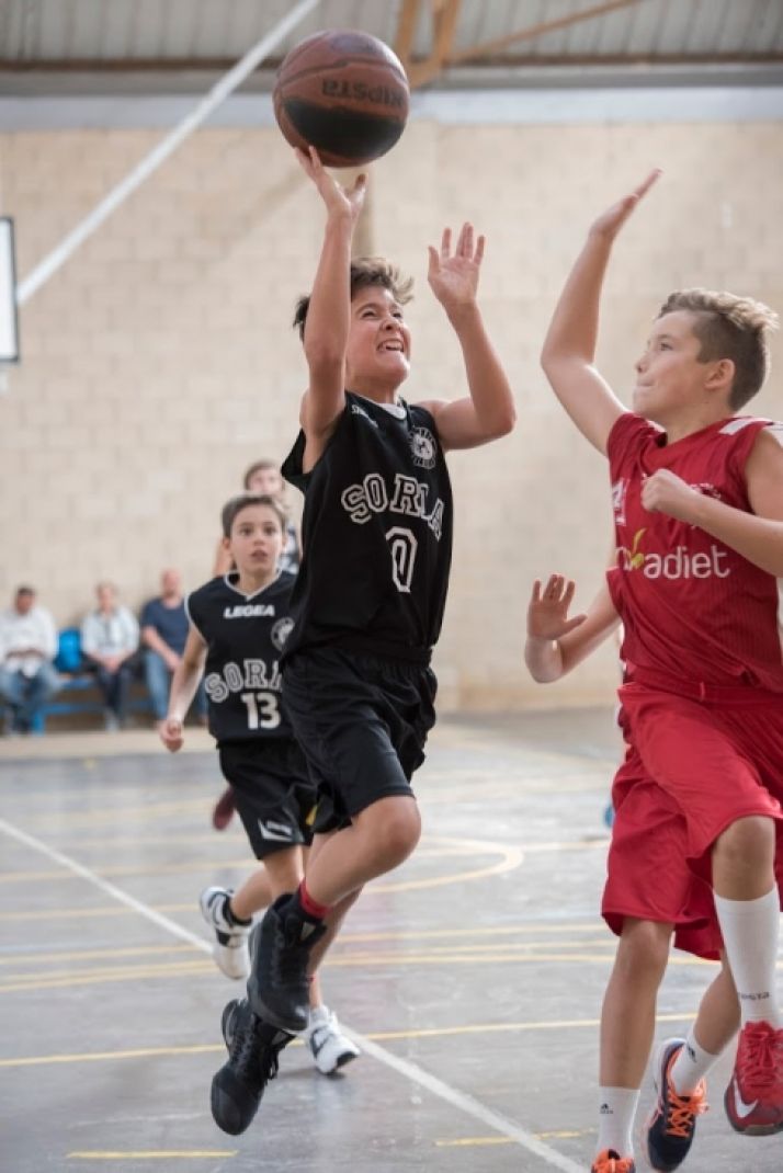 Dos victorias cómodas para el CSB de baloncesto en su despedida de 2017