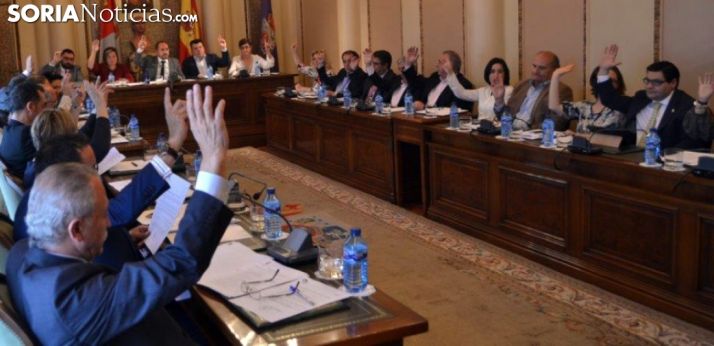 Sesión plenaria de la Diputación en una imagen de archivo. /SN