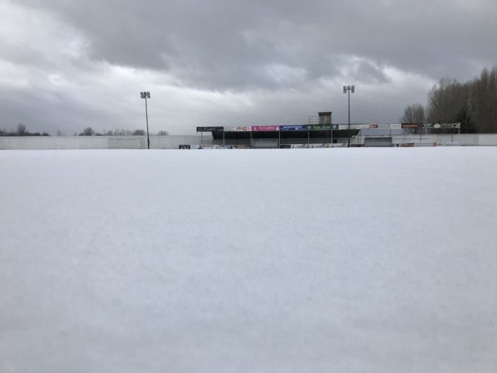 Nieve en el césped de San Juan de Garray. 