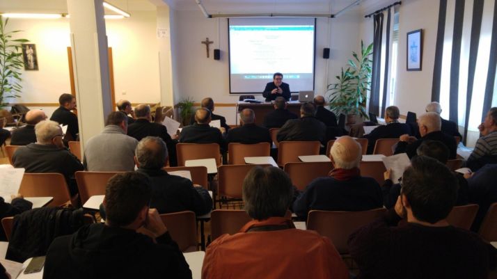 Los presbíteros de la Diócesis se preparan para el Sínodo de los jóvenes