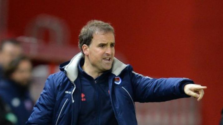 Jagoba Arrasate da órdenes desde el banquillo de Los Pajaritos. LaLiga.