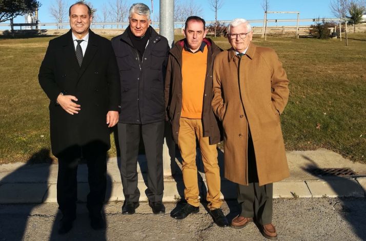 Los dos alcaldes (izda.), con Serrano y Ruiz Liso.  