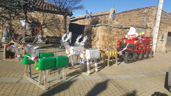 Adornos navideños. Ayto