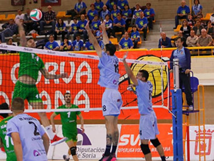 Partido de esta temporada entre sorianos y almerienses en el Pabellón Los Pajaritos. Federación de Voleibol. 