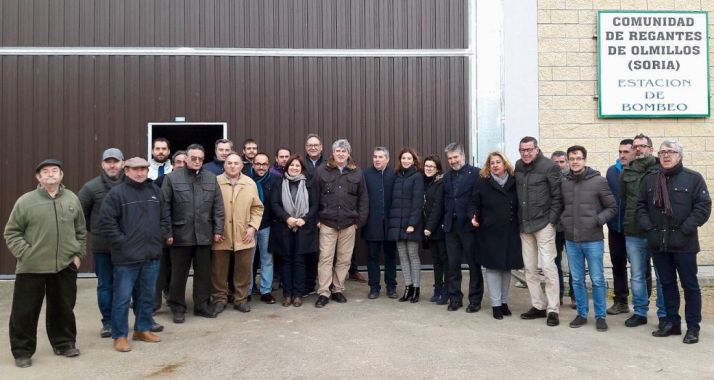 La visita de los senadores con autoridades locales y provinciales a Olmillos la pasada semana. 