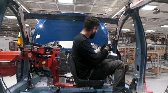 Una cadena de montaje de Tesla. /Tesla Motors