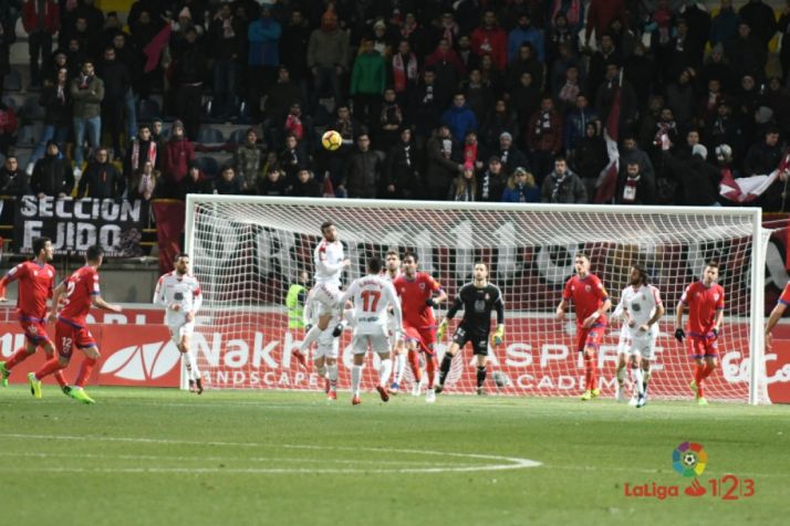 Una de las jugadas del partido. LFP