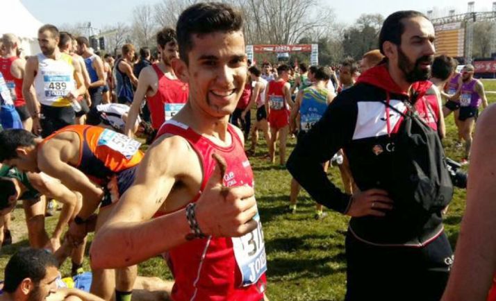 El atleta, tras la prueba. 