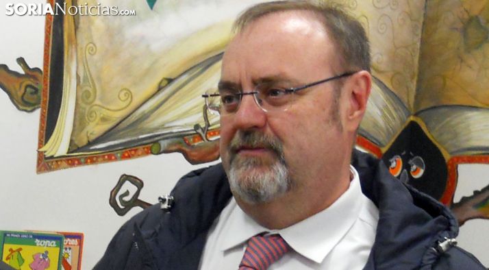 Fernando rey, consejero de Educación, la pasada semana en Golmayo. /SN