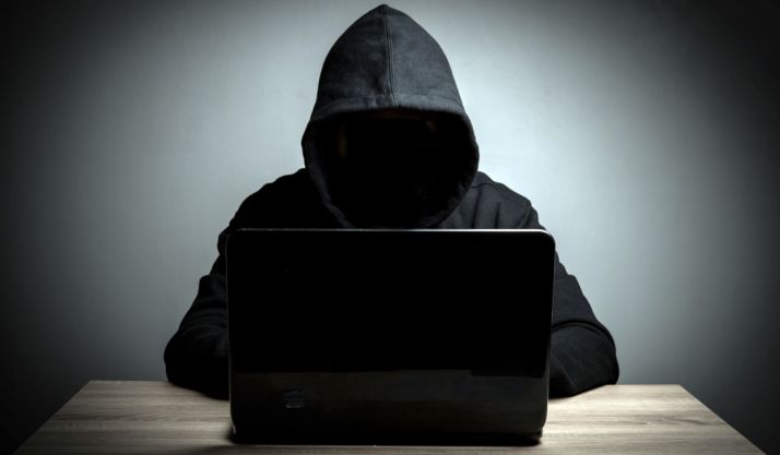 Denunciadas dos estafas por cargos de compras a través de Internet