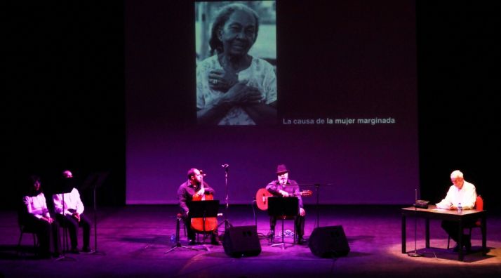 Una velada de Tierra sin Males.