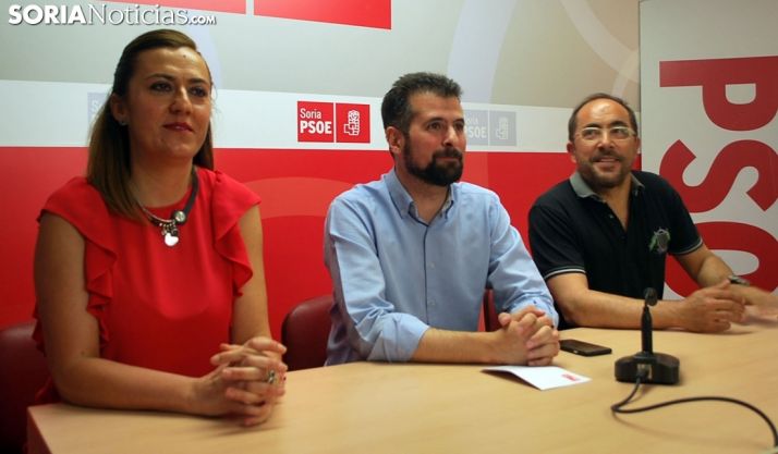 Luis Tudanca, entre Barcones y Rey en junio pasado. /SN