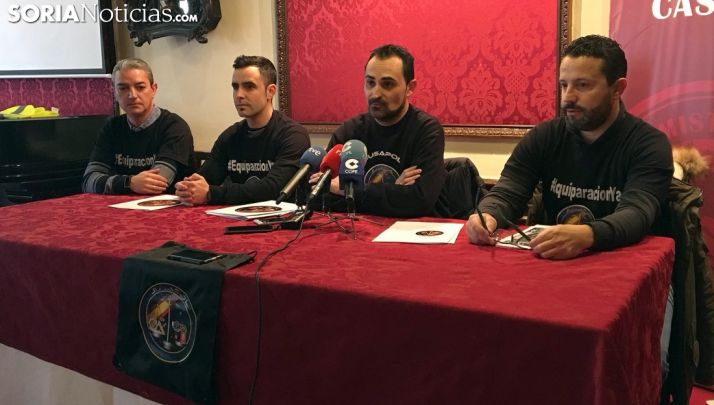 Miembros del colectivo en la presentación de la convocatoria para este domingo. 