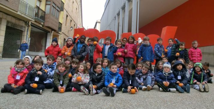 Imagen de los escolares en la visita. /Ayto.Soria