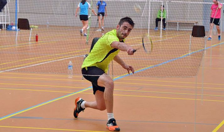 El Burgo acoge este sábado el Regional absoluto de bádminton