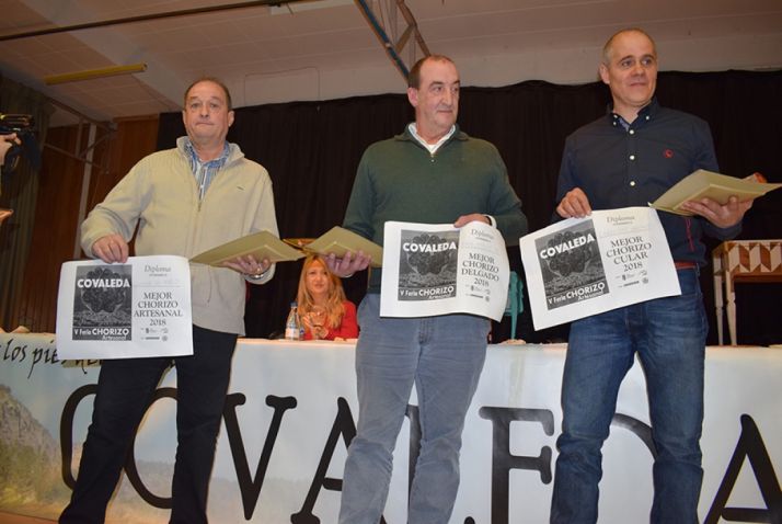 GALERíA DE IMÁGENES: Embutidos Z, Cárnicas Arche y Javier de Pablo, ganadores del V Concurso El mejor chorizo del mundo de Covaleda