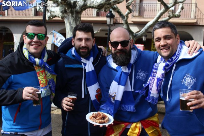 La afición del Real Zaragoza, en Soria. Bernat Díez 