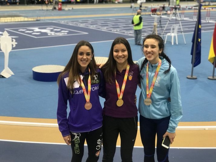 Ohiane Herrero, en el podio en Ourense. Enrique Márquez. 