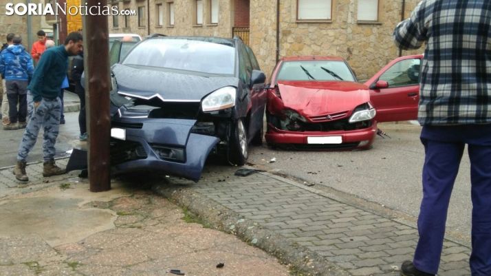 Colisión sin daños personales en Covaleda
