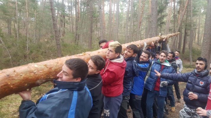 Las pingadas de los Mayos se reviven en Molinos, Navaleno y San Leonardo 