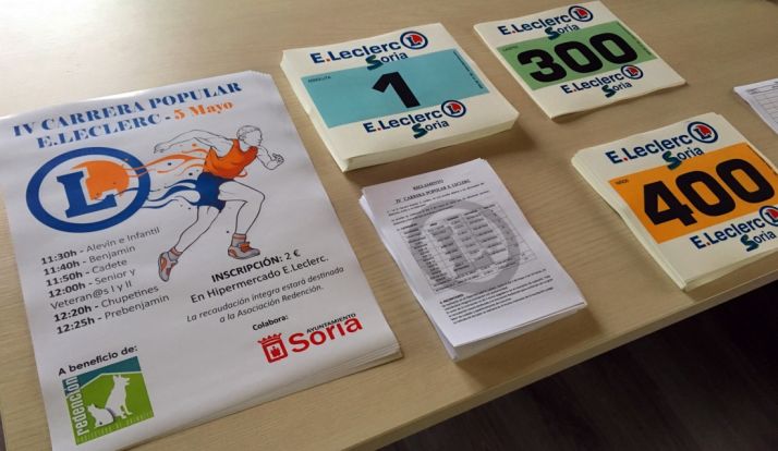 Dorsales y papeletas de inscripción, ya listos. 