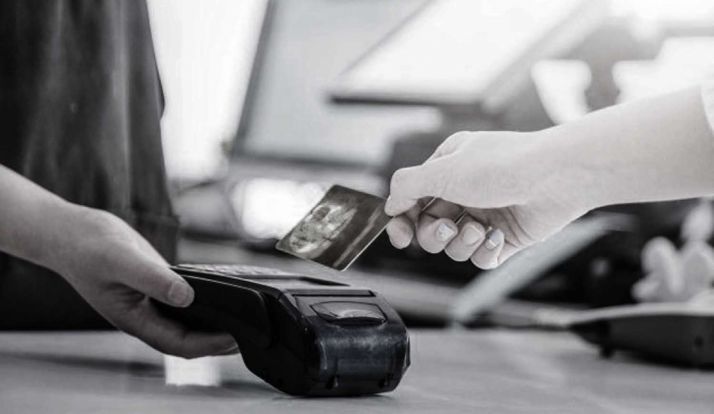 Telecomunicaciones, servicios financieros y las eléctricas monopolizan reclamaciones y consultas de Unión de Consumidores en CyL