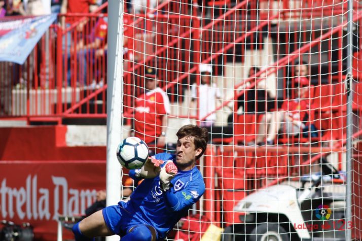 (Nástic 0 – Numancia 0) Aitor salva un punto para un Numancia sin fútbol
