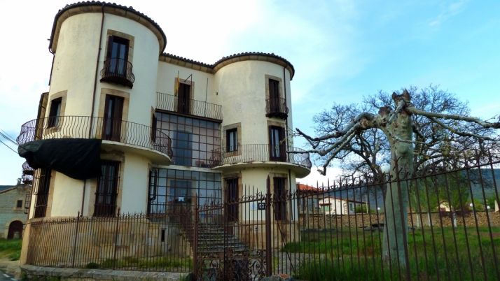 Albergue de la Junta en Valdeavellano de Tera, cedido a la Diputación. 