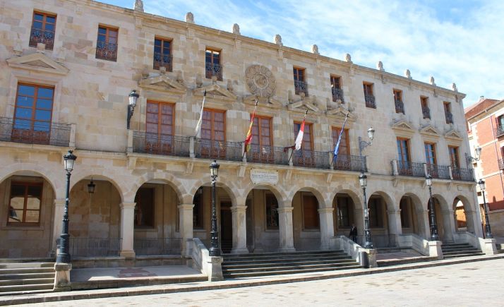 Convocadas las subvenciones municipales de mejora de imagen, accesibilidad y eficiencia para establecimientos y negocios