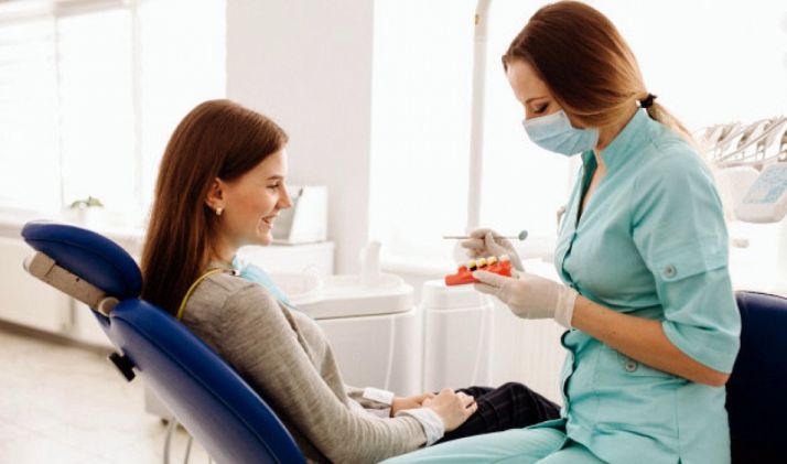 El Colegio de Dentistas organiza un curso sobre pacientes frágiles y con necesidades especiales 