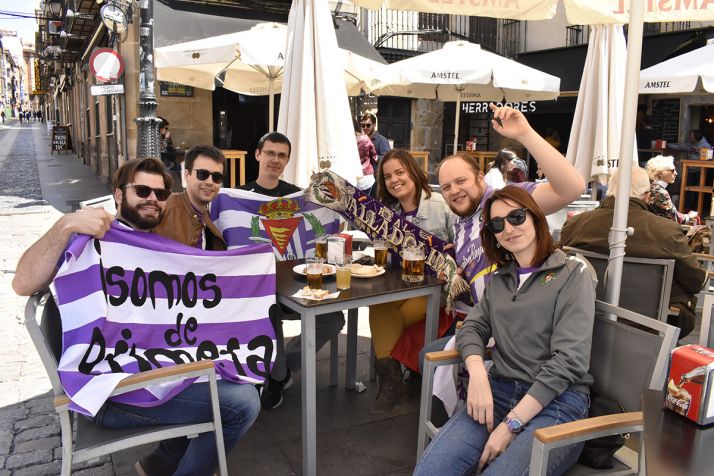 GALERÍA: La afición del Valladolid toma Soria