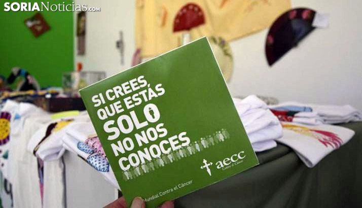 Rastrillo solidario contra el cáncer en Sori / José Herrero