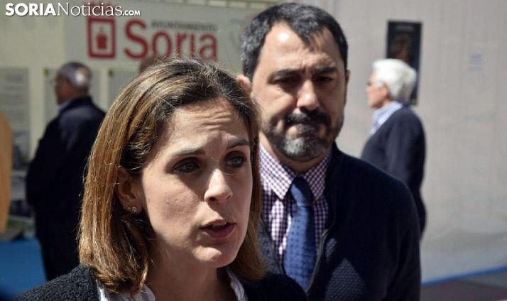 Isabel Tennenbaum y Javier Muñoz este miércoles. /José Herrero