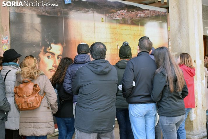 Grupo de turistas en El Collado.