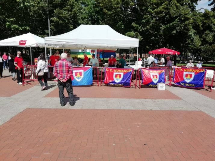 Sol, torreznos, vino y Numancia en La Cometa de Logroño