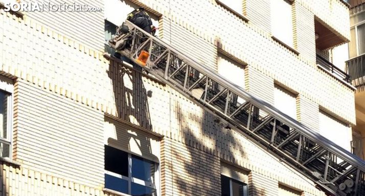 Los bomberos intervienen por una vecina que no contestaba en su domicilio