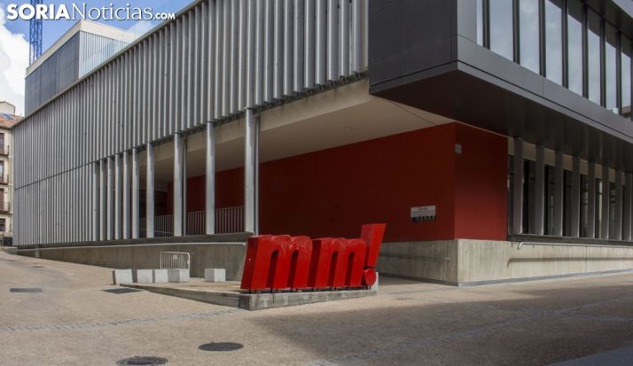 Los puestos del mercado se abren a nuevos usos