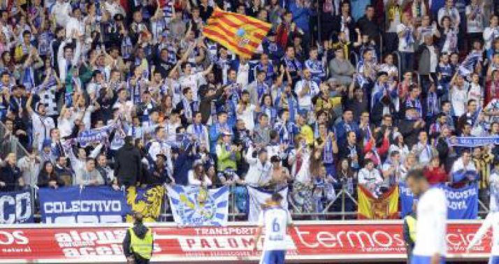 Afición del Real Zaragoza en Los Pajaritos este miércoles. /realzaragoza.com